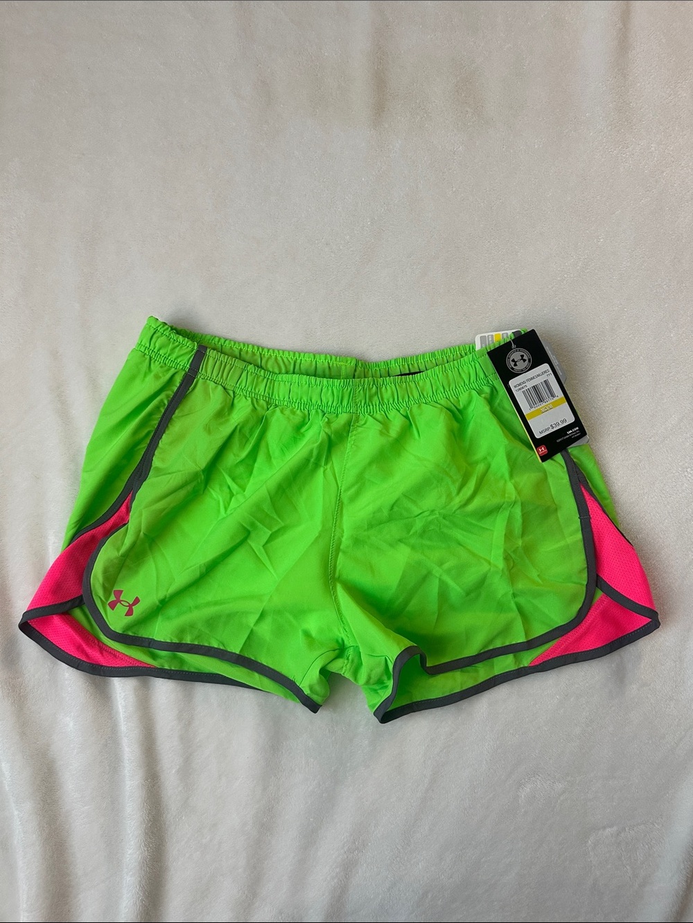 New UNDER ARMOUR Heat Gear Lightweight Green Running Workout Gym Shorts Retro M